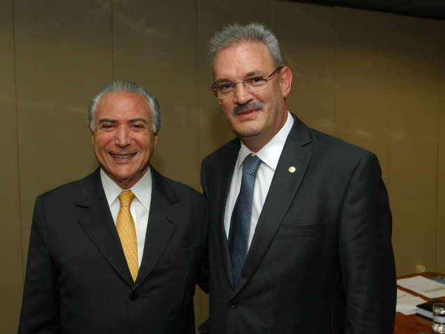  Resende anuncia Temer em encontro do PMDB e diz que &eacute; pr&eacute;-candidato em Dourados