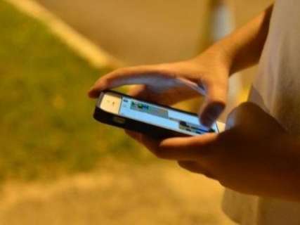 Linhas celulares pós-pagas crescem mais de 13% nos últimos 12 meses