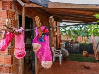 Na ceia de Natal, assalariado s&oacute; bebe &ldquo;champanhe&rdquo; se ganhar no trabalho 