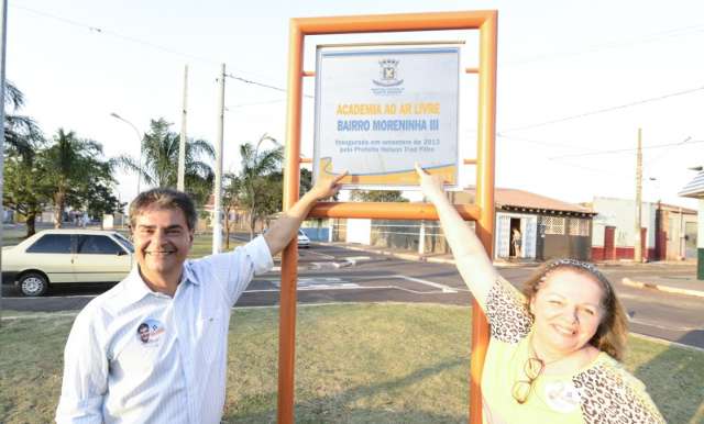 Ao lado de vice evang&eacute;lica, Nelsinho promete um governo voltado para a fam&iacute;lia