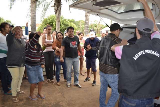 Da &aacute;rea do conflito, &iacute;ndios dizem que v&atilde;o resistir &ldquo;at&eacute; morrer&rdquo; e acusam PF