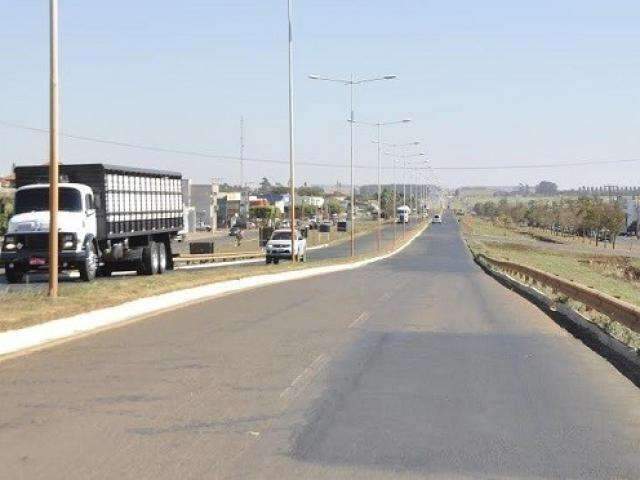 Estado firma contrato de R$ 2 milh&otilde;es para  obra na MS-306