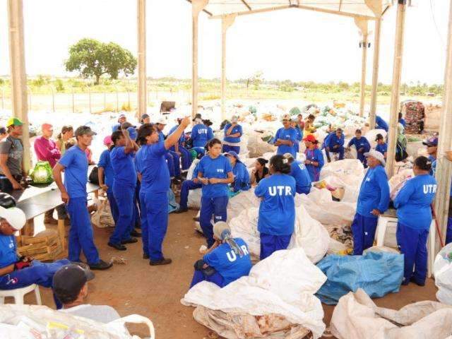 Prefeito e secret&aacute;ria v&atilde;o a aterro sanit&aacute;rio em Campo Grande nesta manh&atilde;
