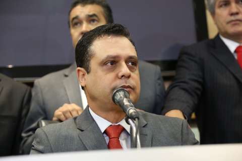 Ação do MPE vira "munição" para vereadores criticarem Alcides Bernal