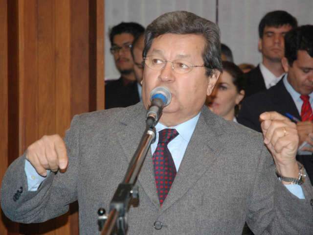 Com relat&oacute;rio de CPI das Construtoras conclu&iacute;do, deputado critica fiscaliza&ccedil;&atilde;o