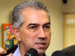 Governador entrega kits escolares e empossa novo comandante-geral da PM 
