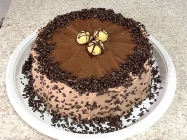 Para comer com os olhos, torta de chocolate n&atilde;o parece, mas &eacute; 100% vegana 