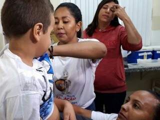 Campanha de imunização segue até o dia 1º de junho nas 66 unidades básicas de saúde (Foto: PMCG/Divulgação)