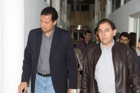 Procurador diz que "não existe contrato" de Bernal com Júlio Cesar