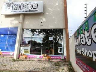 Pet shop Ki-Late, no Carandá Bosque. (Foto: Marcelo Victor)