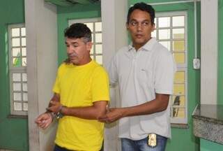 Investigadores foram até a casa de Rodrigues, que confessou o crime. (Foto: Edição de Notícias)
