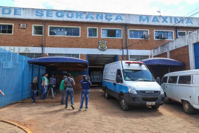 Agentes foram envenenados com raticida em caf&eacute;, diz sindicato