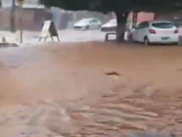Temporal desta tarde teve ventos de at&eacute; 68 Km/h no Indubrasil 