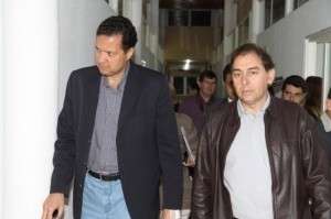 J&uacute;lio Cesar demonstra mais resist&ecirc;ncia do que Bernal para continuar no poder