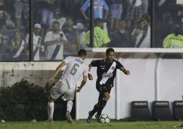 Vasco sai na frente mas cede empate de 1 a 1 ao Fluminense