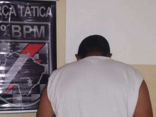 Pol&iacute;cia prende suspeito de tentar estuprar adolescente em igreja