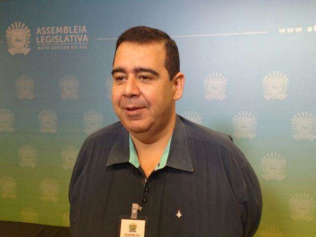 Sindicato pede ao Estado projeto que fixa piso do farmac&ecirc;utico em R$ 3,7 mil
