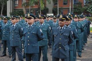 Polícia Militar realizou a formatura de 105 novos terceiros sargentos, no Comando Geral da PM (Foto: Marcelo Calazans)