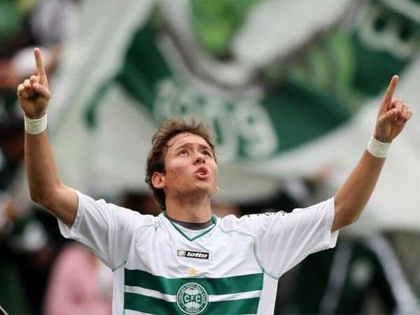 Keirrison alega &quot;desacerto&#039;&#039; e desiste de jogar em time tailand&ecirc;s