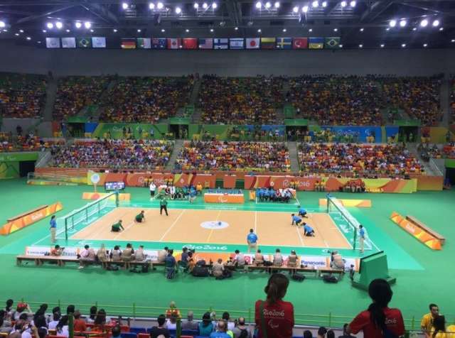 Sele&ccedil;&atilde;o feminina de goalball perde para a China e aguarda advers&aacute;rio pelo bronze