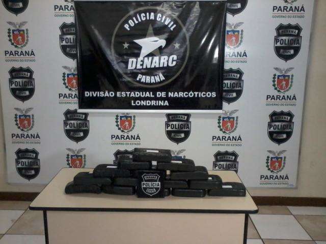 Dupla sai de Dourados com 14 kg de crack, mas acaba presa no PR