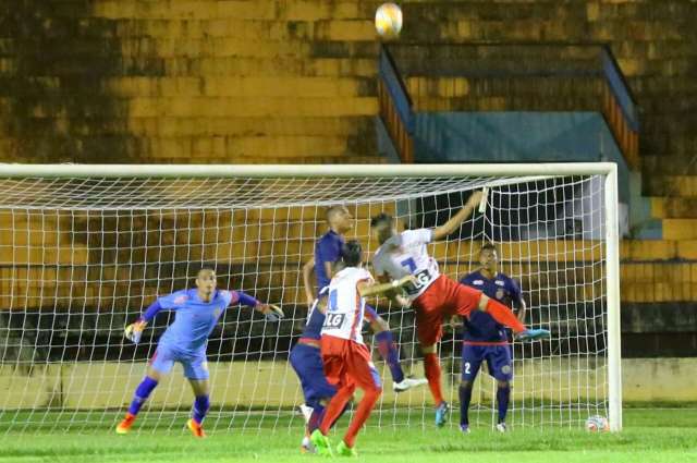 Sete estreia com goleada de 4 a 0 sobre o Urso no Estadual 2018