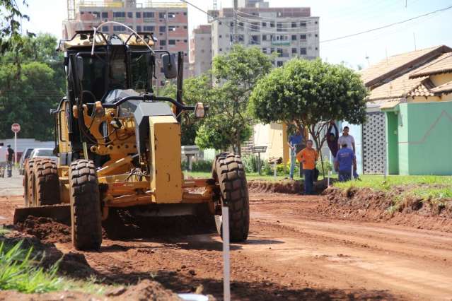 Moradores comemoram chegada de obras esperadas h&aacute; mais de 10 anos