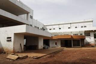 Retomada das obras do Hospital de Trauma será motivo de audiência do secretário de saúde, em Brasília.