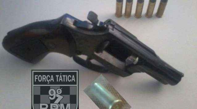  Homem &eacute; preso ap&oacute;s atirar contra casa no bairro Nova Lima