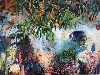 A exposição revela outros trabalhos a partir de sua primeira pintura “Floresta Encantada”.