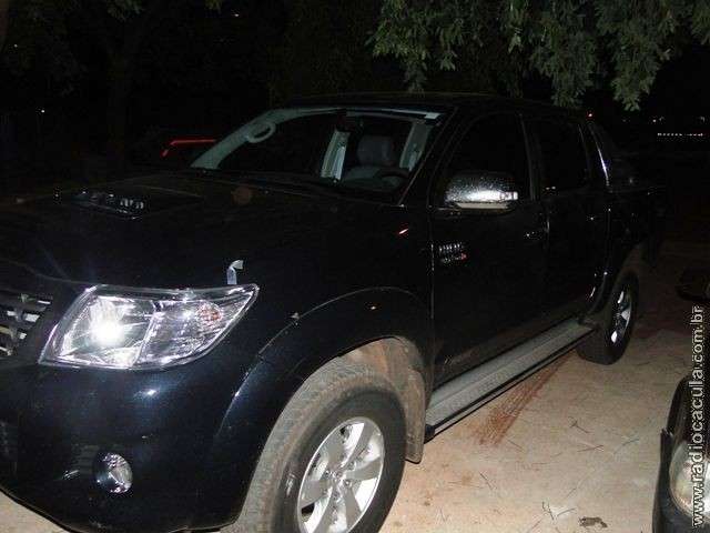 Pol&iacute;cia recupera caminhonete roubada em Tr&ecirc;s Lagoas