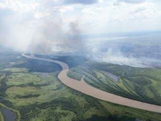 Imagem aérea mostra área de queimada em Corumbá (Foto: divulgação)