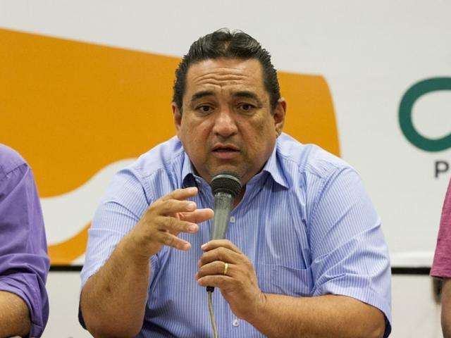 Prefeito de Corumb&aacute; deixa o PTB e assina filia&ccedil;&atilde;o ao PSDB nesta quarta-feira