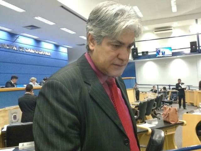 Munic&iacute;pio diz que perda de vacinas era prevista; CPI confrontar&aacute; secret&aacute;rio