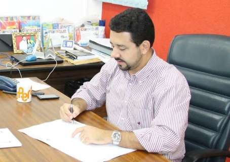 Prefeitura reduz horário de expediente e culpa queda em repasses do FPM