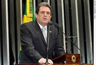 Moka diz que perde um amigo e o Brasil um grande político (Foto: Divulgação - Senado)