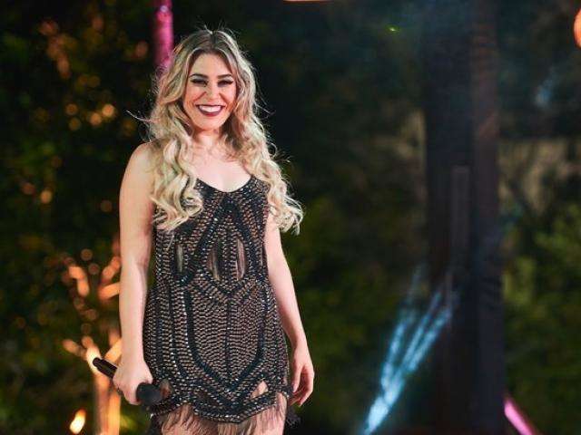 Dona do hit &quot;50 reais&quot;, sertaneja Naiara Azevedo faz show em dezembro