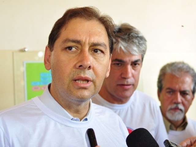 Com 9,3 mil casos de dengue, Prefeitura oficializa emerg&ecirc;ncia