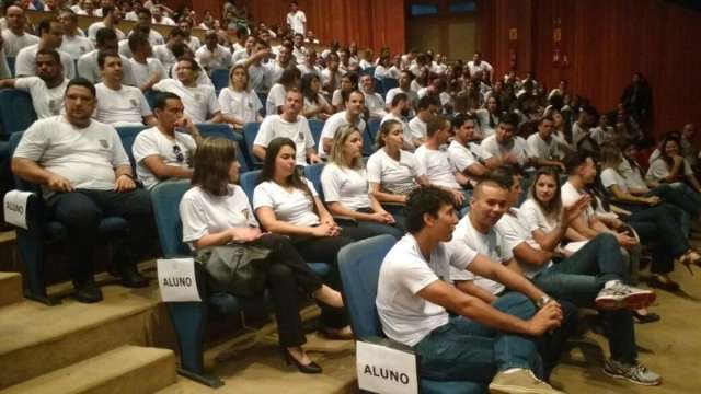 Governo diz que classifica&ccedil;&atilde;o final sai at&eacute; 6&ordf; e nega atraso em concurso 