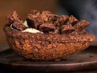 Ovo é 100% feito de brownie. (Foto: Luis Paulo Lima Pacheco da Silva)