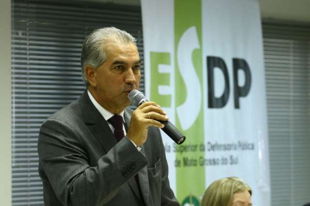 Reinaldo vai participar de reuni&atilde;o sobre g&aacute;s natural em Bras&iacute;lia