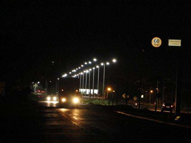 Rodovia continua sem ilumina&ccedil;&atilde;o e moradores apontam riscos de acidentes