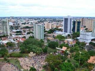 Vista aérea de Campo Grande; imóveis devem ter o menor reajuste do IPTU desde 2013 (Foto: Arquivo)