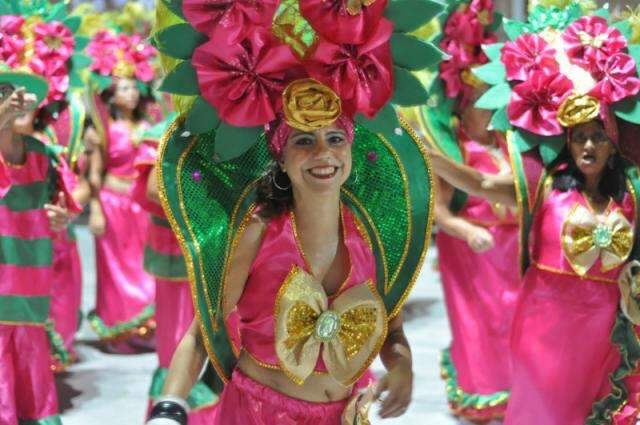 Carnaval pelo interior ter&aacute; pouco samba, mas muito sertanejo, MPB e ex-BBBs