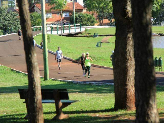 Jovens saem para andar de bicicleta e s&atilde;o assaltados no Parque das Na&ccedil;&otilde;es