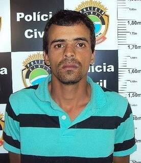 Thiago Cardoso Moreno está detido na delegacia de Bonito. (Foto: Polícia Civil)