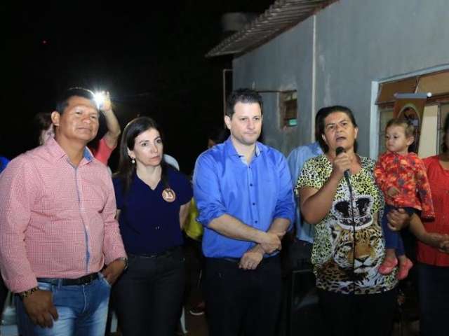 Candidato do PMDB reassume na Assembleia e vice seguir&aacute; com campanha