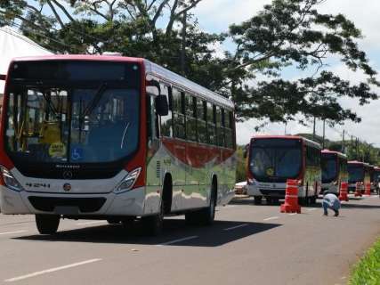 Novos ônibus chegam e vão substituir veículos com mais de 5 anos de uso