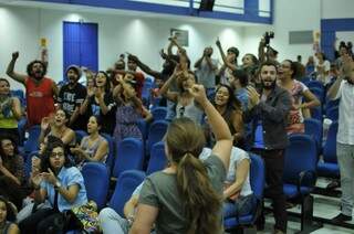 Audiência discute a realidade da Cultura na capital sul-mato-grossense. (Foto: Alcides Neto)