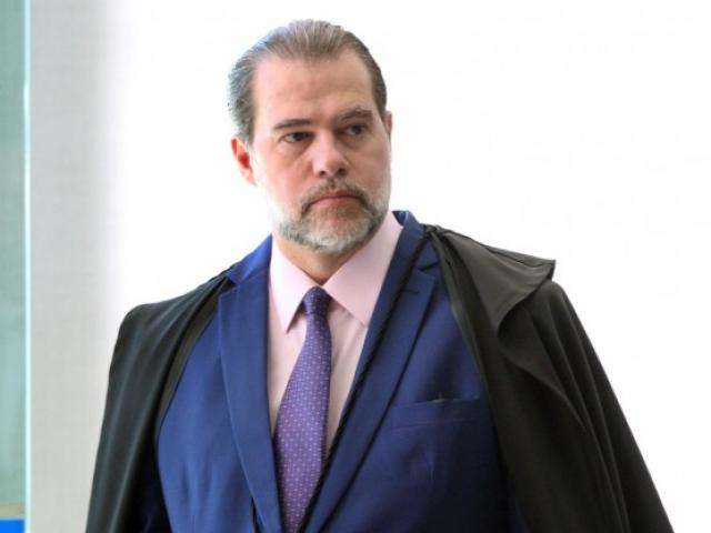 Presidente do STF derruba decis&atilde;o que liberava condenados em 2&ordf; inst&acirc;ncia